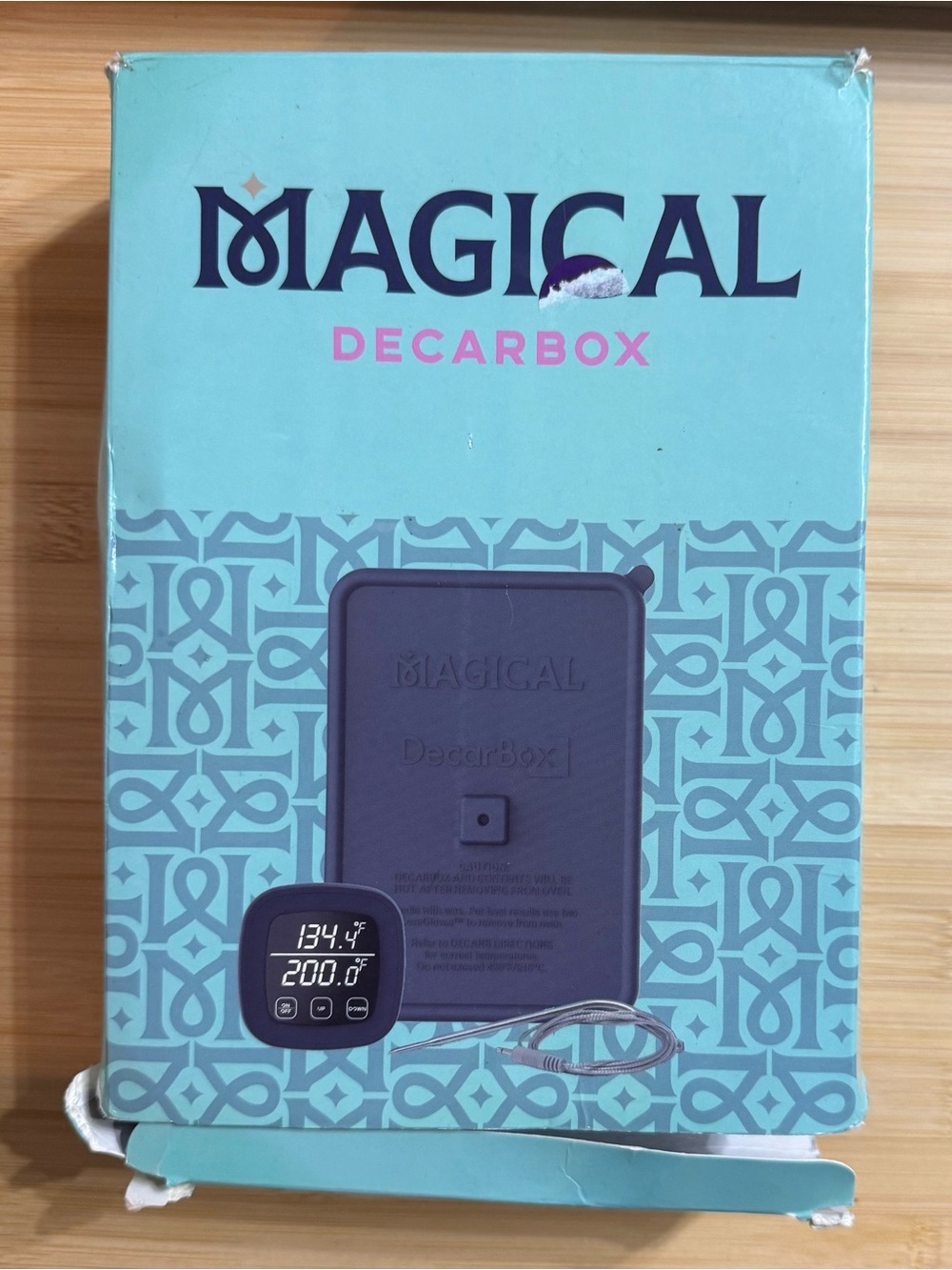 MagicalButter DecarBox Digital Thermometer Combo Pack Food-Grade Silicone Box